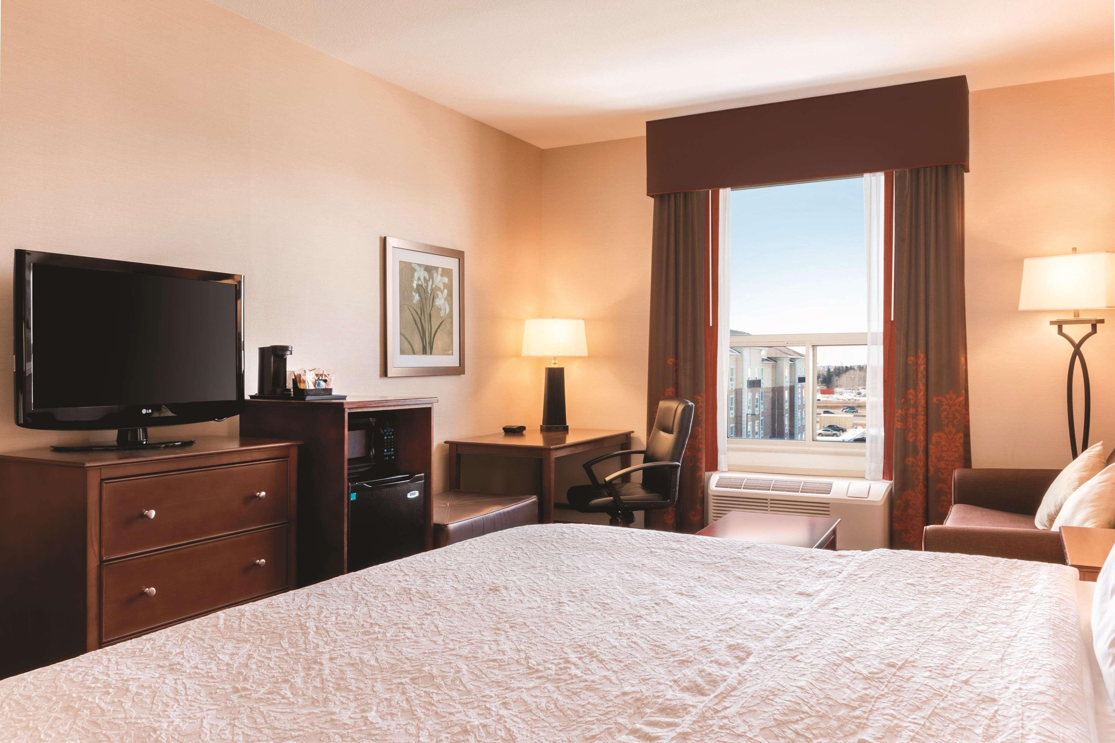 Hampton Inn By Hilton Edmonton South Eksteriør bilde