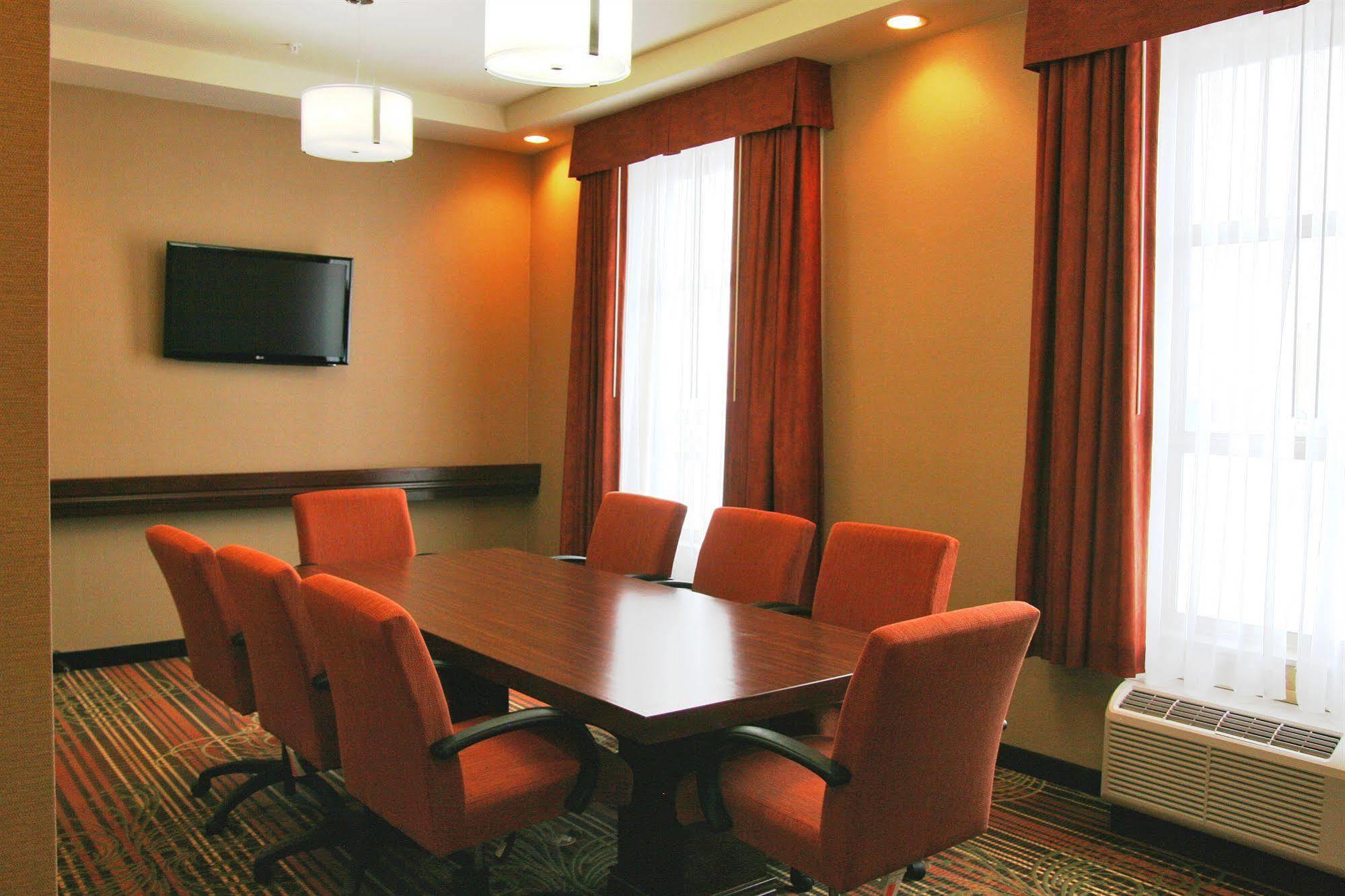 Hampton Inn By Hilton Edmonton South Eksteriør bilde